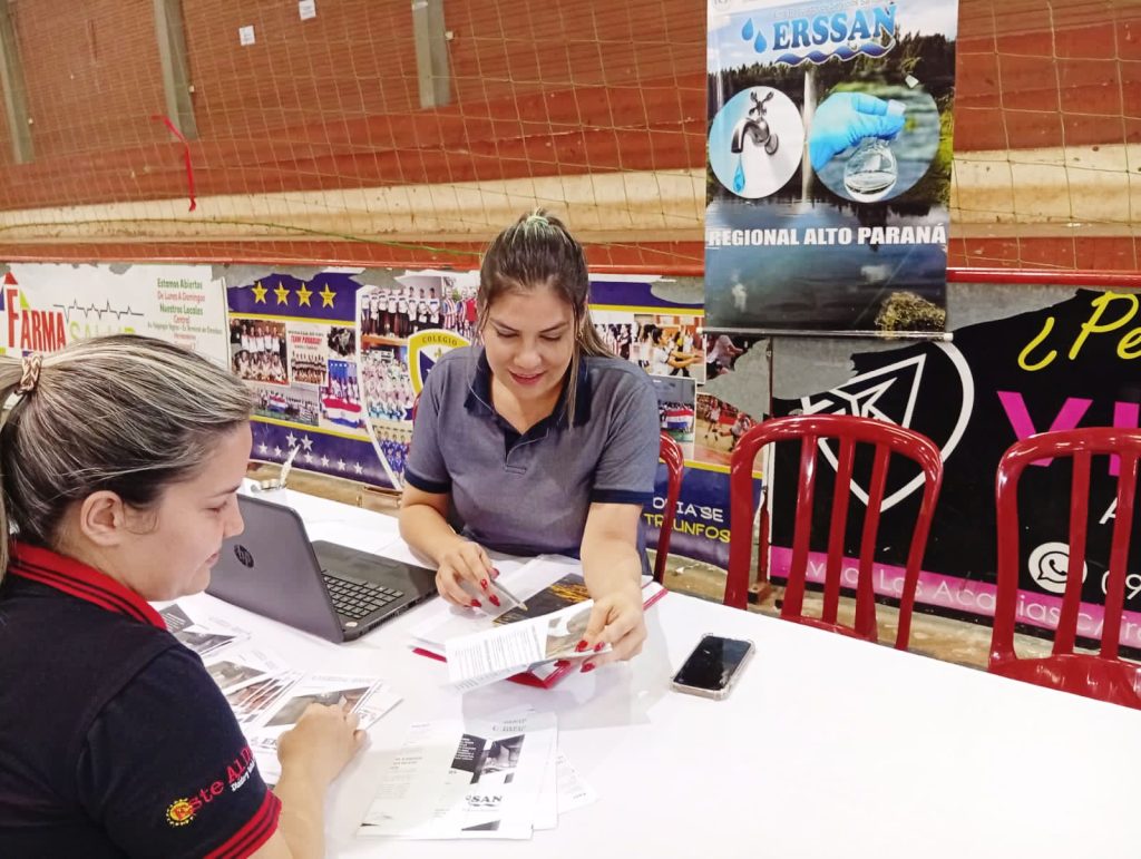 Continúa La Jornada De Ciudad Mujer Móvil En Hernandarias.