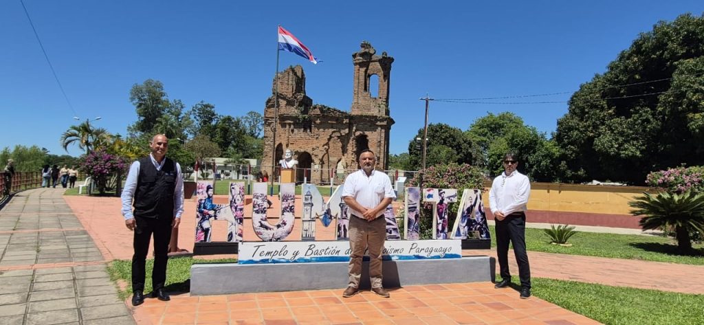 Inauguración de una planta de tratamiento de agua potable en el departamento de Ñeembucú.