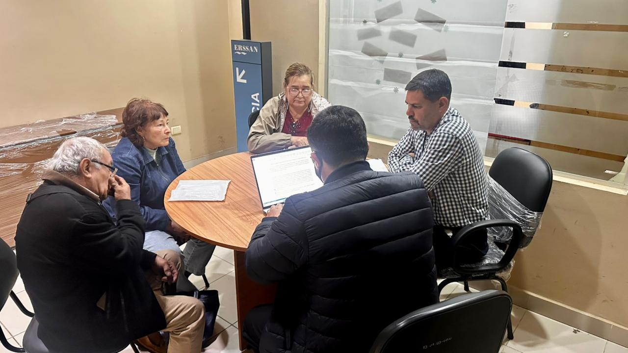 Audiencia de mediación entre representantes de Aguateria e Usuario